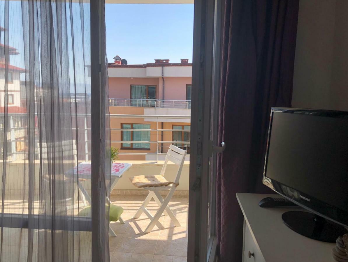 Апартаменти "Бриз" Sveti Vlas Exterior foto