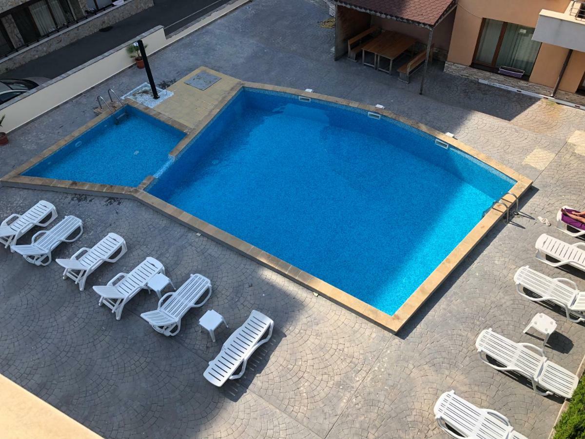 Апартаменти "Бриз" Sveti Vlas Exterior foto